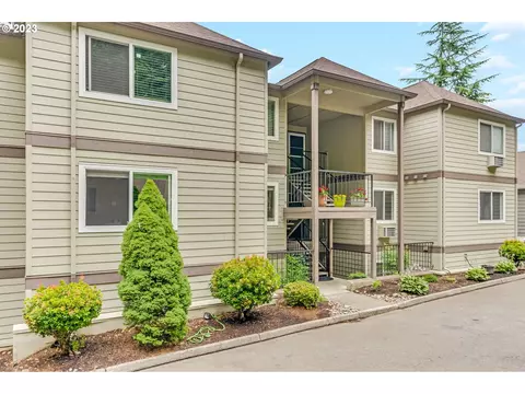 6331 White Tail Dr #61, West Linn, OR 97068