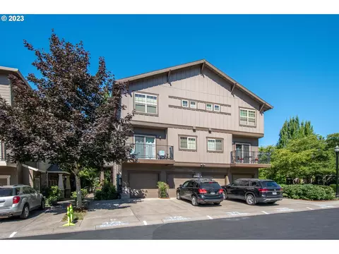675 NE Garswood Ln, Beaverton, OR 97006