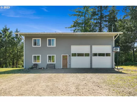 9520 Hurliman Hill Rd, Tillamook, OR 97141