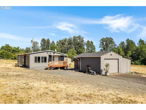 34075 Mount Pleasant Rd, Lebanon, OR 97355