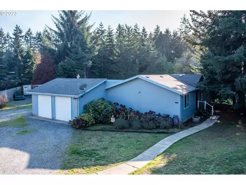 87450 Mctimmons Ln, Bandon, OR 97411