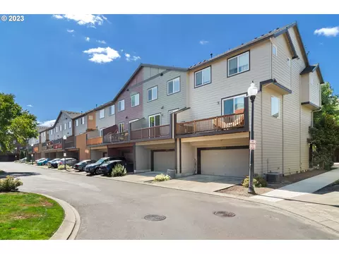 3367 SE Pepperwood Way, Hillsboro, OR 97123