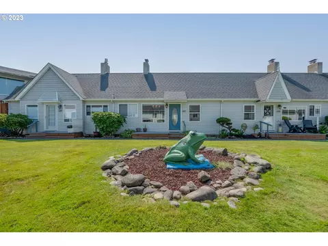 2316 Beach Dr # 128, Seaside, OR 97138