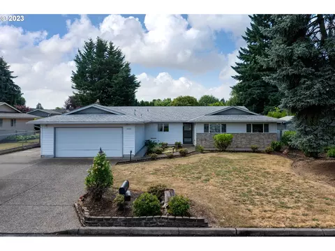 14420 SE Thelma Cir, Milwaukie, OR 97267
