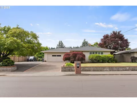 12800 NE Morris Ct, Portland, OR 97230