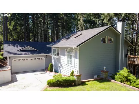 1855 Ridge View Dr, Sutherlin, OR 97479