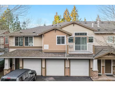 10857 SW Canterbury Ln #202, Tigard, OR 97224