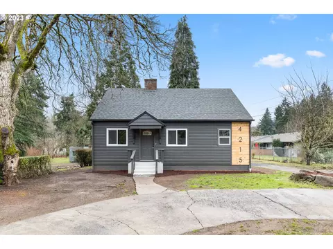 4215 E 18th St, Vancouver, WA 98661