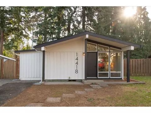 14418 SE Harrison St, Portland, OR 97233