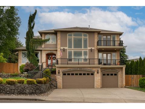 3628 NW Park Ln, Camas, WA 98607