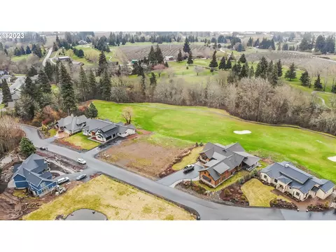 3735 Arrowhead Ave, Hood River, OR 97031
