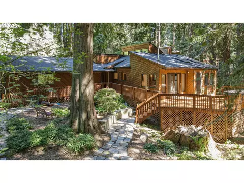 40480 SE Cedar Creek Rd, Sandy, OR 97055
