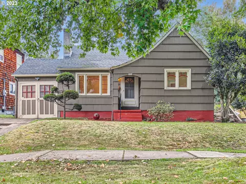 5104 NE Flanders St, Portland, OR 97213