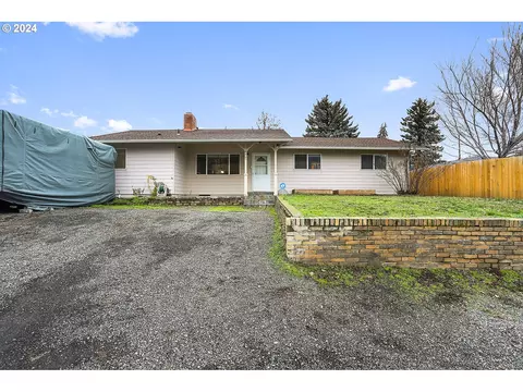 4407 Chenoweth Rd, The Dalles, OR 97058
