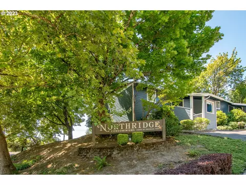 12600 SE Freeman Way #59, Milwaukie, OR 97222