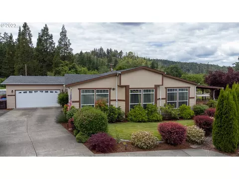 131 Wild Creek Way, Canyonville, OR 97417