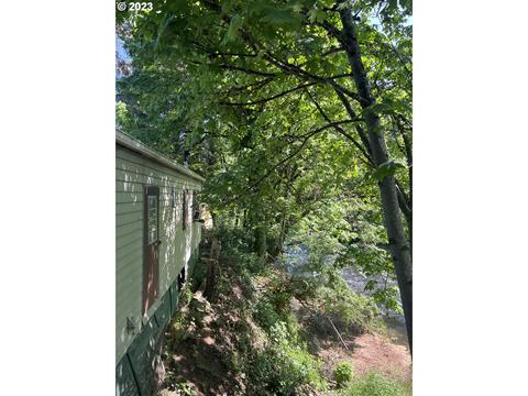 92251 Marcola Rd, Marcola, OR 97454