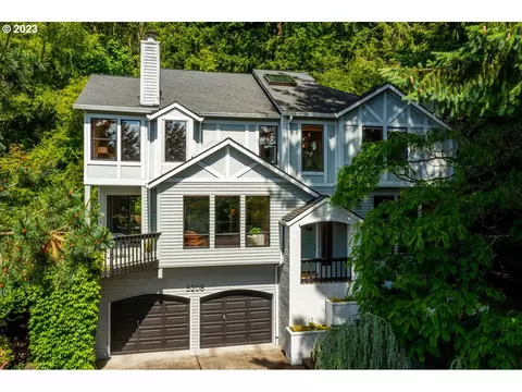 5208 SW 19th Dr, Portland, OR 97239