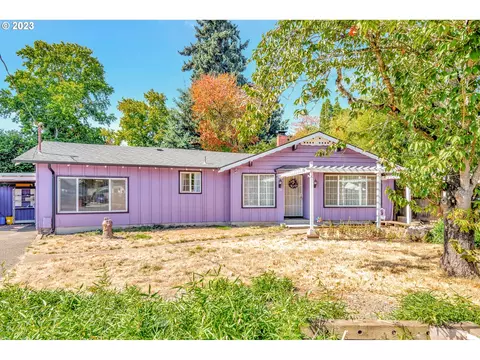 76 Harshels Ct, Eugene, OR 97404