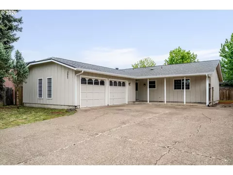 3648 Plumtree Dr, Eugene, OR 97402