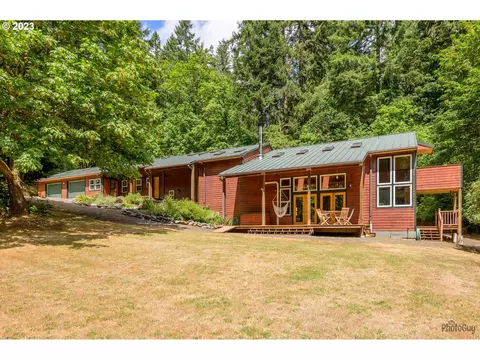 24870 Norris Ln, Junction City, OR 97448