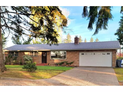9318 NE 8th St, Vancouver, WA 98664