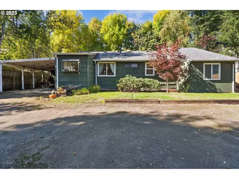 16425 Front Ave, Oregon City, OR 97045