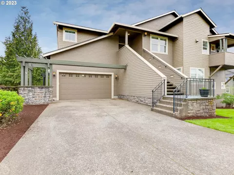 10268 SE Bristol Ct #18-D, Happy Valley, OR 97086