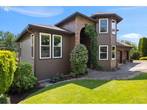 2744 NW 9th Way, Camas, WA 98607