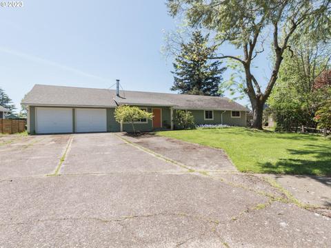 906 SW 14th St, Troutdale, OR 97060