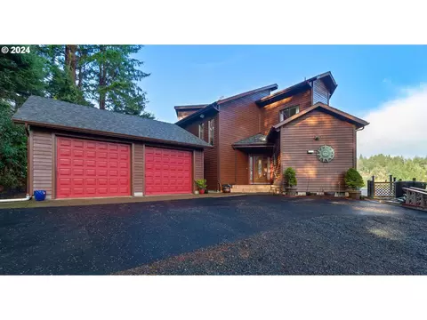 5139 Yaquina Bay Rd, Newport, OR 97365