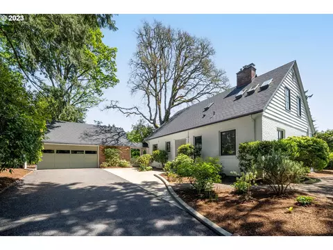 3320 SW Underwood Dr, Portland, OR 97225