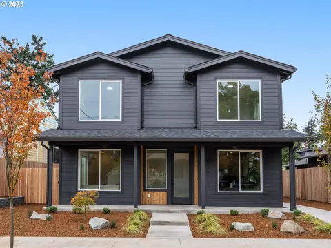 7724 SE Tolman St #2, Portland, OR 97206