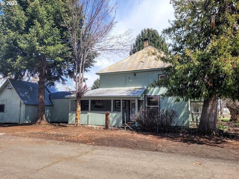 138 W Dawson St, Halfway, OR 97834
