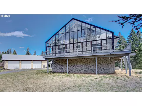 11936 NW Mcnamee Rd, Portland, OR 97231