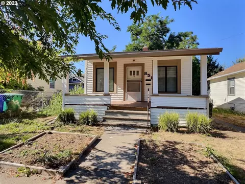 851 N Holland St, Portland, OR 97217