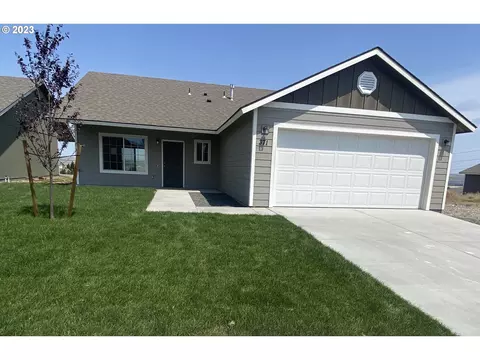 371 Costanza Ave, Umatilla, OR 97882