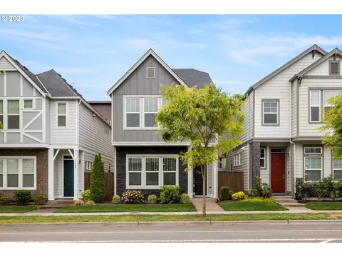 11570 SW Barber St, Wilsonville, OR 97070