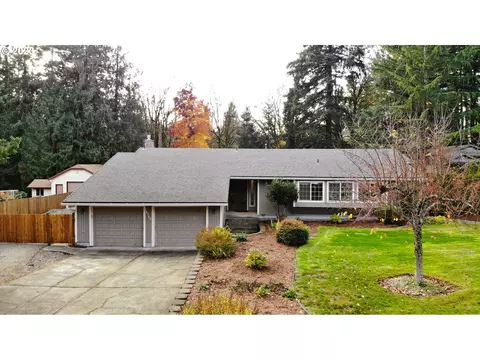 18760 S Forest Grove Loop, Oregon City, OR 97045