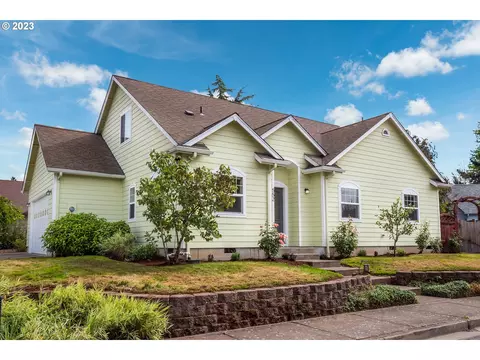 552 Dublin Ave, Eugene, OR 97404