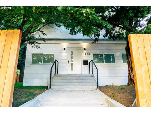 933 SE 34th Ave, Portland, OR 97214
