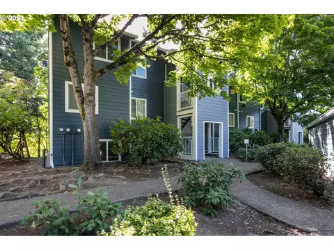 12600 SE Freeman Way #313, Milwaukie, OR 97222