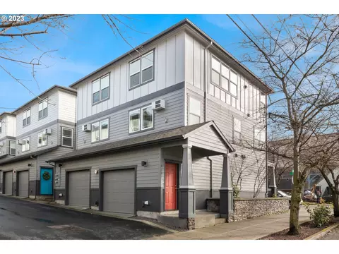 6703 N Salem Ave, Portland, OR 97203