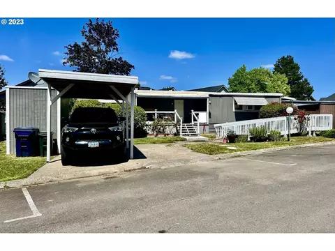 555 N Danebo Ave #126, Eugene, OR 97402
