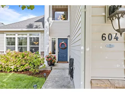 604 N 22nd Ct, Ridgefield, WA 98642