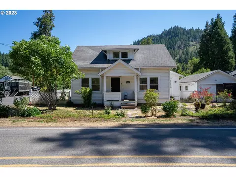 47364 Westoak Rd, Westfir, OR 97492