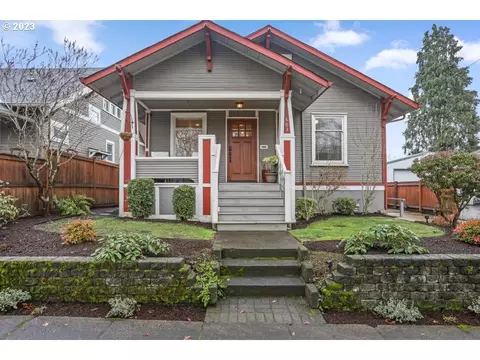 603 W 23rd St, Vancouver, WA 98660