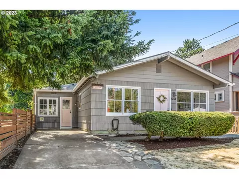 6144 SE Woodstock Blvd, Portland, OR 97206