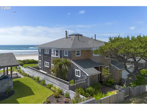 3140 Pacific Ave, Cannon Beach, OR 97110
