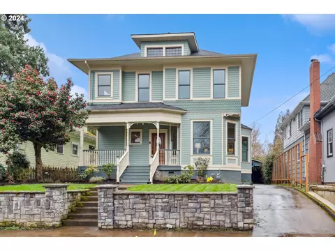 2143 NE 12th Ave, Portland, OR 97212